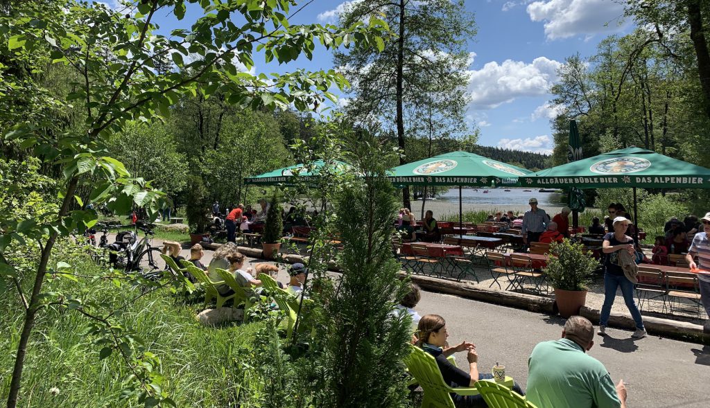 Seeblick Waldschänke — Biergarten mit Seeblick